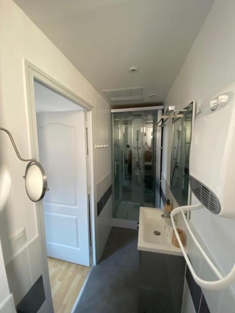 Appartement Avec Balcon Et Parking Prive Mers-les-Bains Luaran gambar